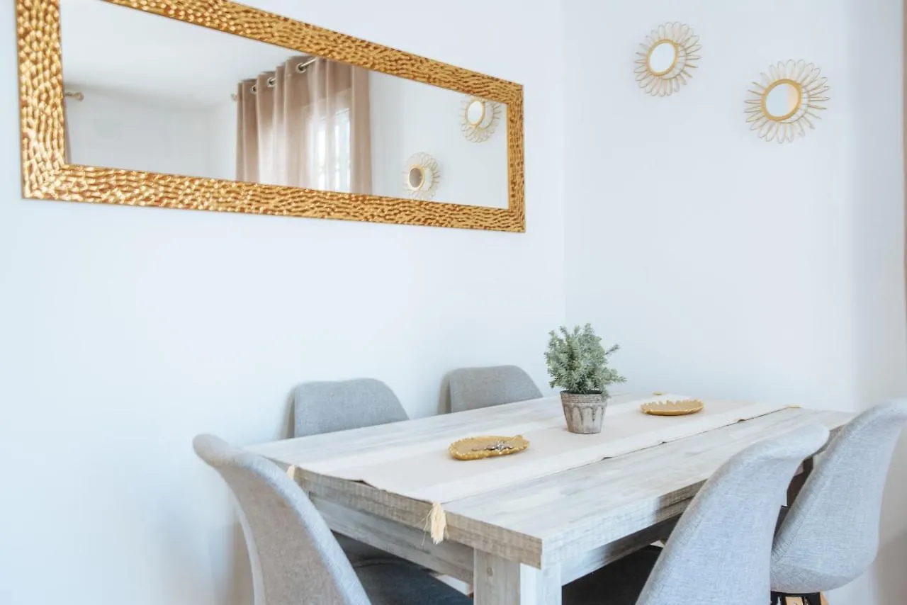 El Apartamento Del Reloj De Sol Seville Spain